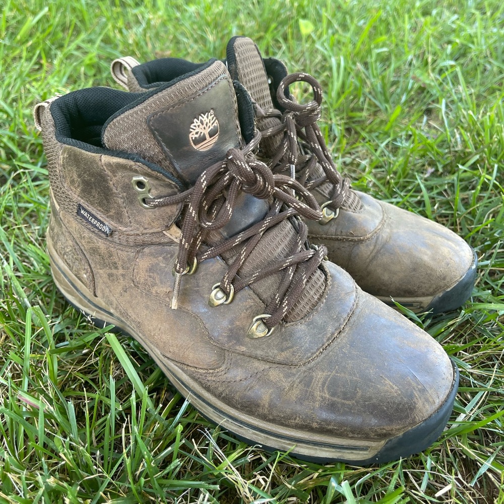 Timberland Waterproof Hiking Boots Boys size 6